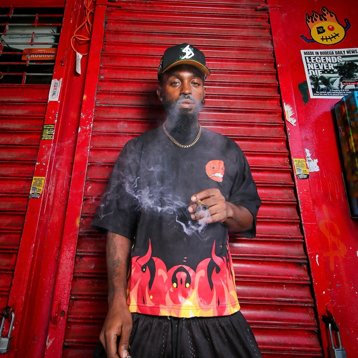 Mars flame artwork and tee fit in the city